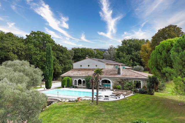 Bella dimora equestre In vendita Drôme