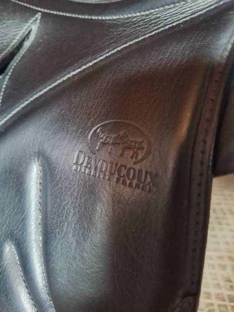 Sella da dressage Devoucoux  17.5" - 2020