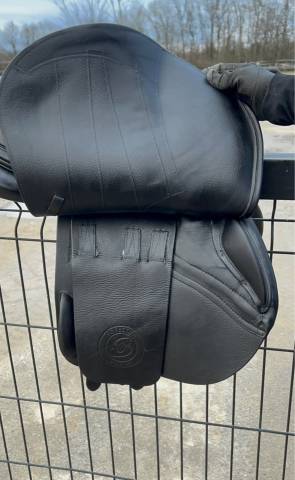 Sella da salto ostacoli Forestier  17.5" - 2022