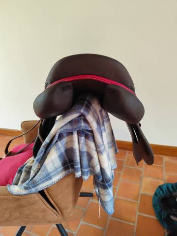 Sella da salto ostacoli Forestier  17.5" - 2024