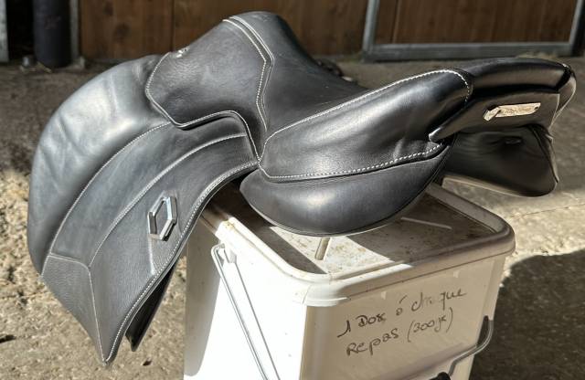 Sella da salto ostacoli  Flex on S jump 03 17" - 2024