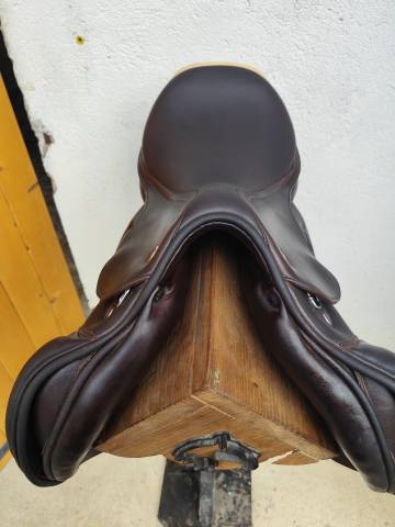 Sella da salto ostacoli Prestige Italia Arezzo 17" - 2015