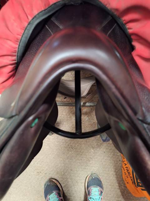 Sella da salto ostacoli Equipe  17.5" - 2020