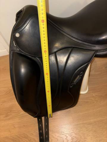 Sella da dressage Equipe  17.5" - 2022