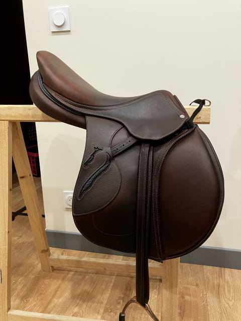 Sella da salto ostacoli Antarès  17.5" - 2024