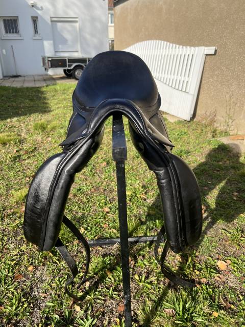 Sella da dressage CWD  18" - 2022