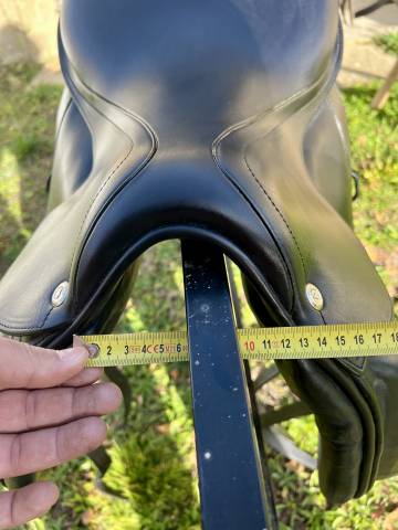 Sella da dressage CWD  18" - 2022