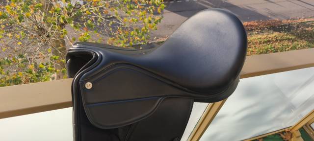 Sella da dressage Eric Thomas  17.5" - 2020