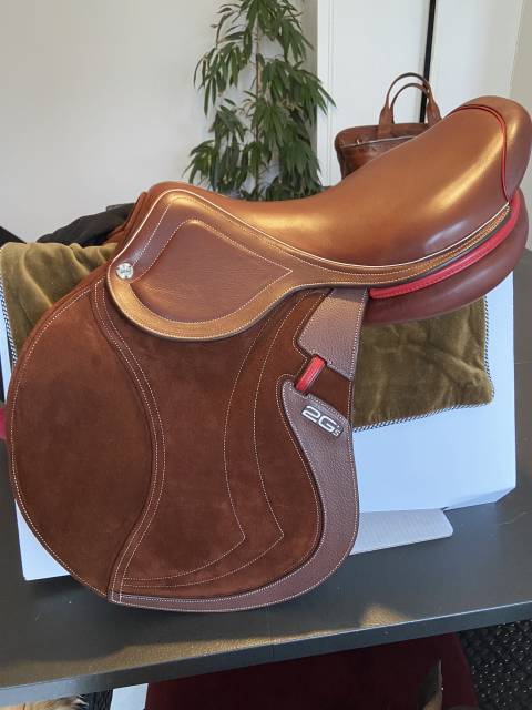 Sella da salto ostacoli CWD  17.5" - 2021