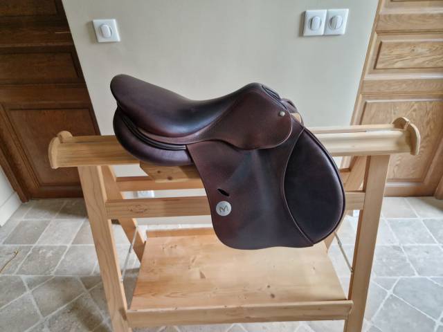 Sella da salto ostacoli Meyer  17" - 2019