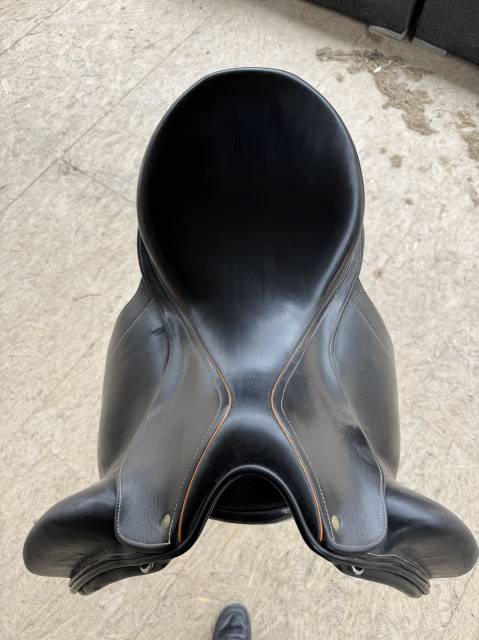 Sella da dressage Childeric  17.5" - 2014