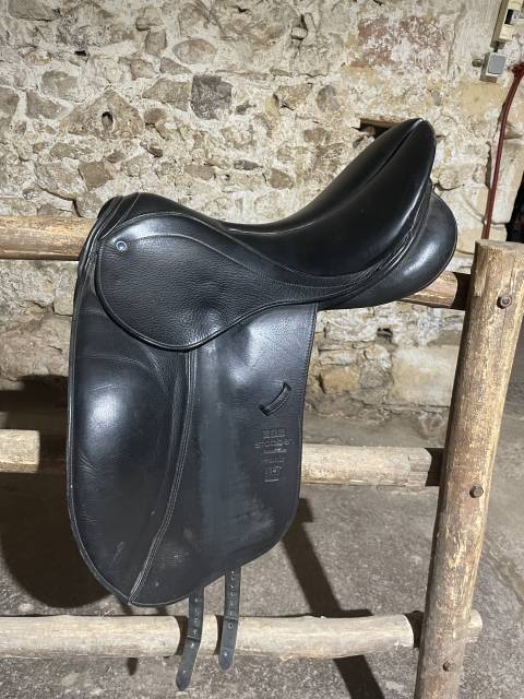 Sella da dressage Stubben  17.5" - 2020
