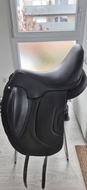Sella da dressage Antarès  17.5" - 2022