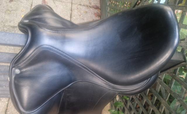 Sella da dressage Childeric  17" - 2015