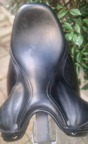 Sella da dressage Childeric  17" - 2015