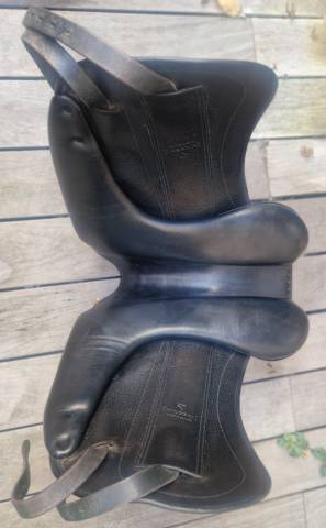 Sella da dressage Childeric  17" - 2015