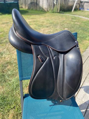Sella da dressage Devoucoux  17.5" - 2017