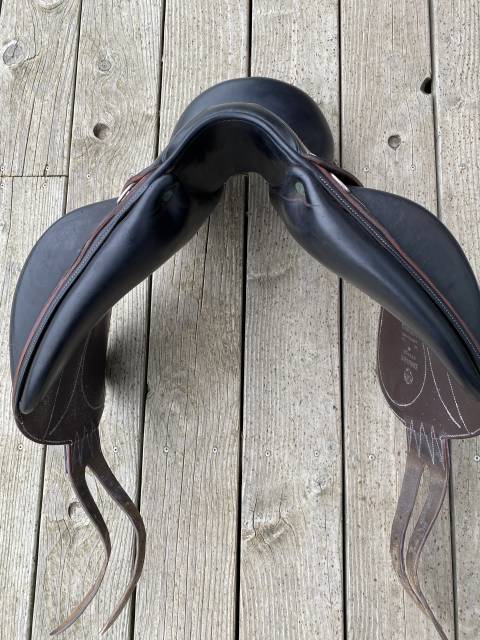 Sella da dressage Devoucoux  17.5" - 2017