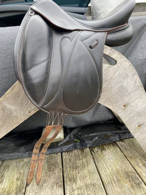 Sella da dressage Devoucoux  17.5" - 2017