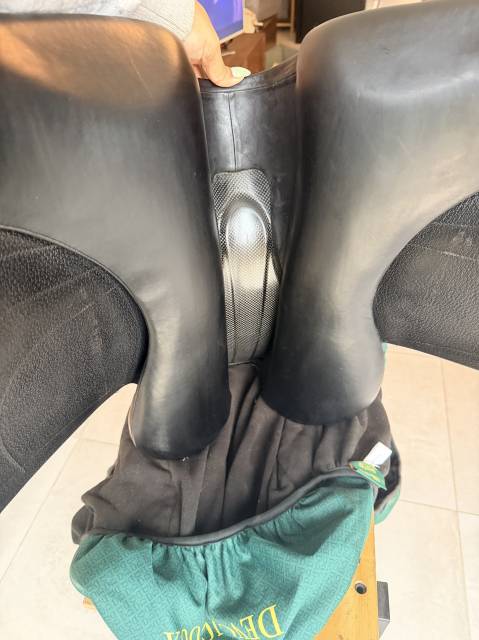 Sella da dressage Devoucoux  17.5" - 2022
