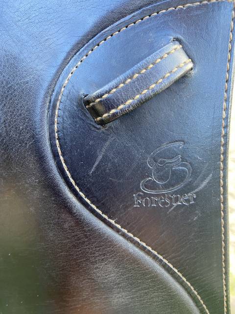 Sella da dressage Forestier  18" - 2015