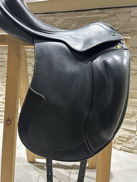 Sella da dressage Prestige Italia  17.5" - 2017