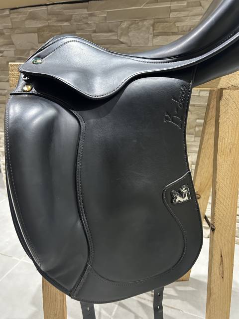 Sella da dressage Prestige Italia  17.5" - 2017