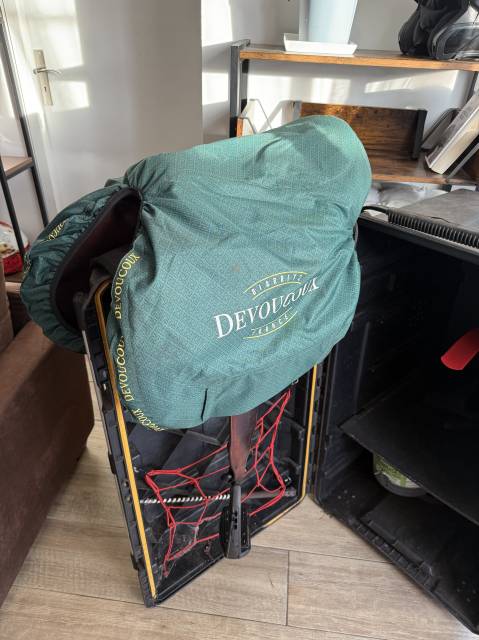 Sella da salto ostacoli Devoucoux  18" - 2023