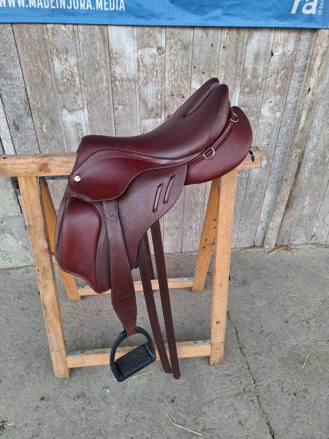 Sella da endurance Devoucoux  17.5" - 2024