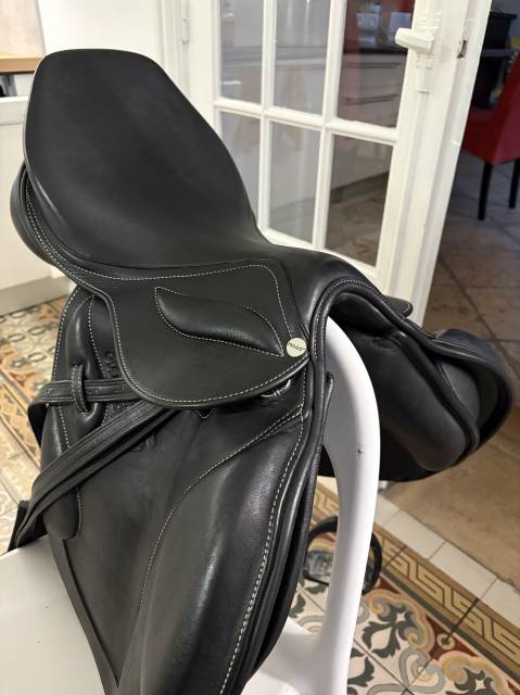 Sella mista  Selle de Sat Horses Sopran Gullet Change   17" - 2025