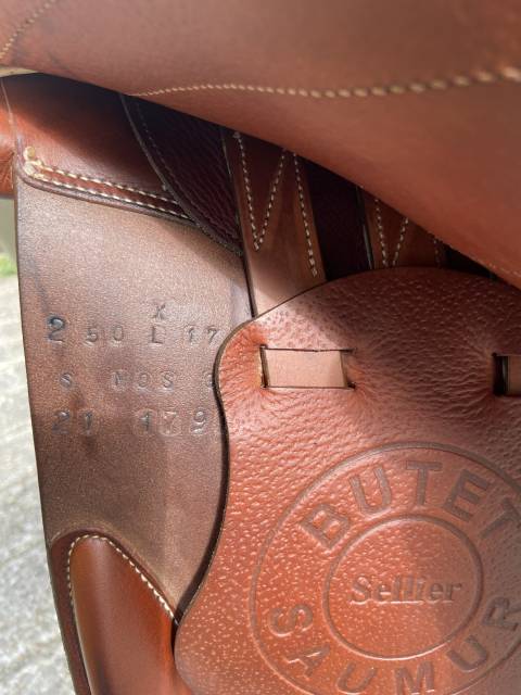 Sella da salto ostacoli Butet  17" - 2021