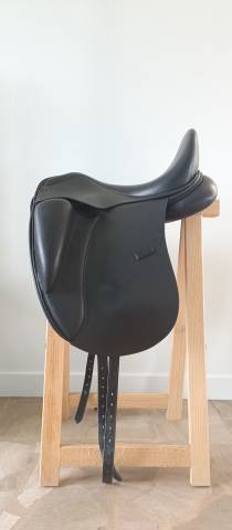 Sella da dressage Zaldi  17.5" - 2025