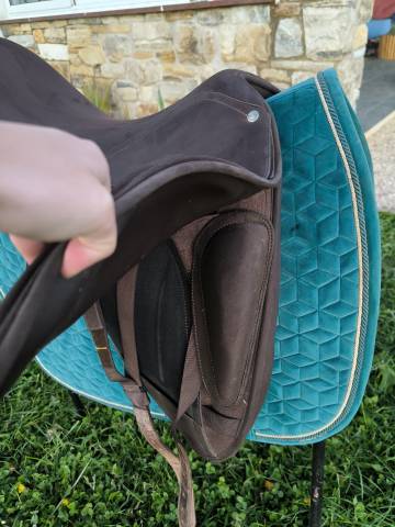 Sella da dressage Wintec  17" - 2021