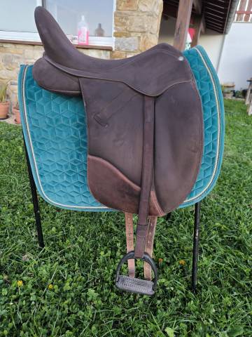 Sella da dressage Wintec  17" - 2021