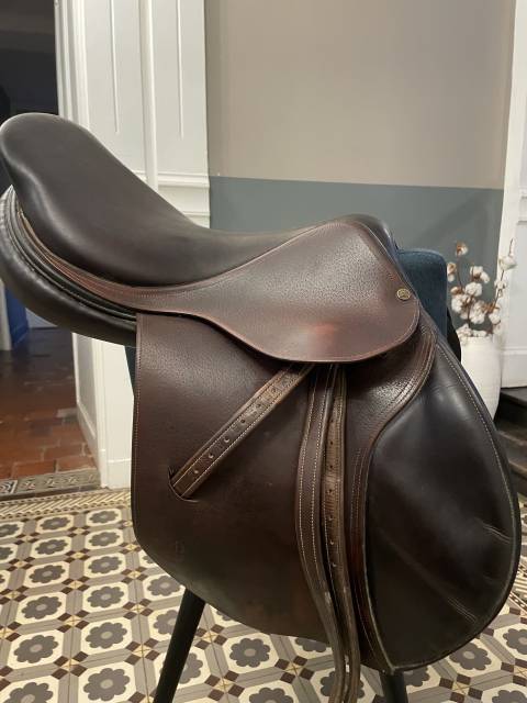 Sella da salto ostacoli Delgrange  17" - 2010