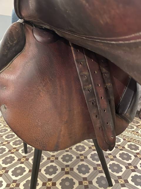 Sella da salto ostacoli Delgrange  17" - 2010