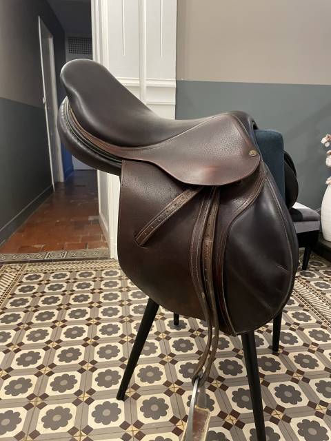 Sella da salto ostacoli Delgrange  17" - 2010