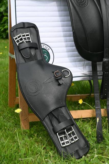 Sella da dressage Forestier  17.5" - 2023