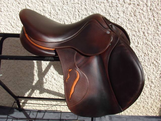 Sella da salto ostacoli Antarès  17" - 2019