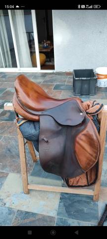 Sella da salto ostacoli CWD  17.5" - 2009