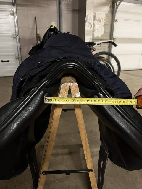 Sella da cross Mondange aucune idée  17.5" - 2010