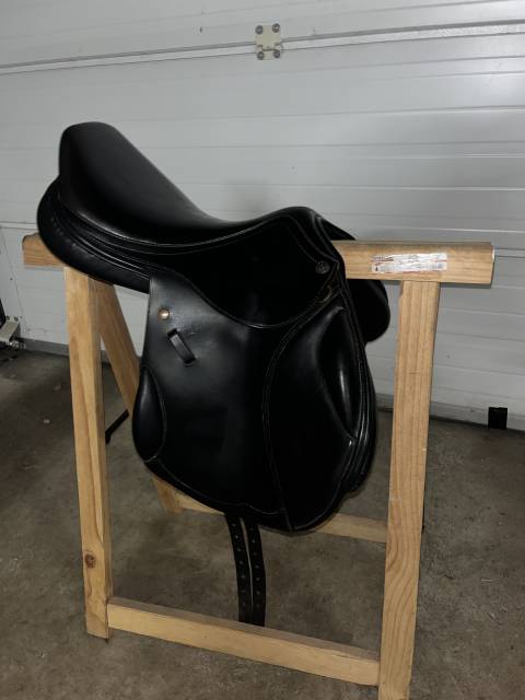 Sella da cross Mondange aucune idée  17.5" - 2010