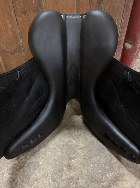Sella da dressage Antarès  17.5" - 2019