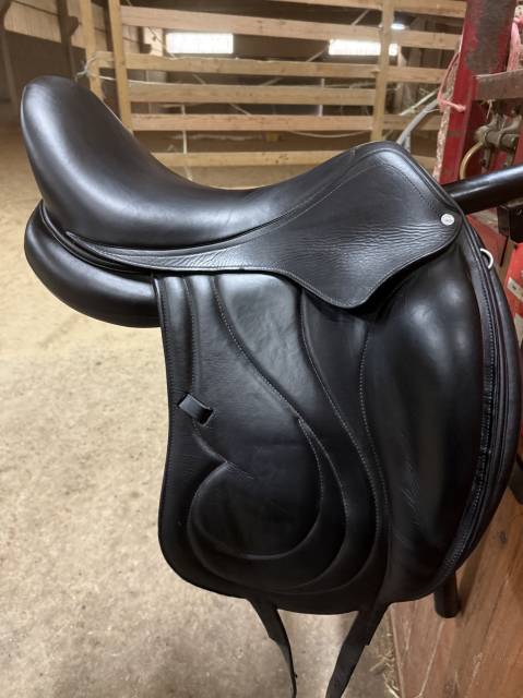 Sella da dressage Antarès  17.5" - 2019