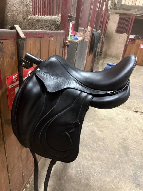 Sella da dressage Antarès  17.5" - 2019