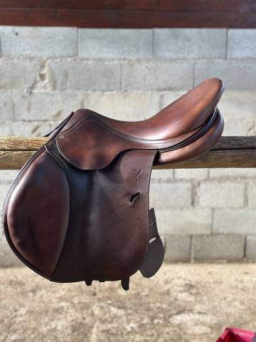 Sella da salto ostacoli Antarès  17.5" - 2011