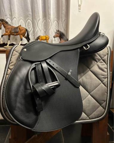 Sella mista Wintec  18" - 2022