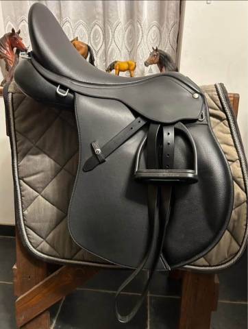 Sella mista Wintec  18" - 2022