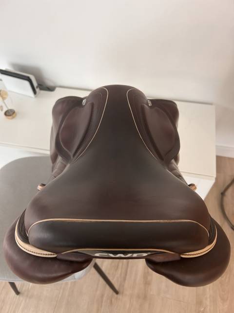 Sella da salto ostacoli CWD  17" - 2021