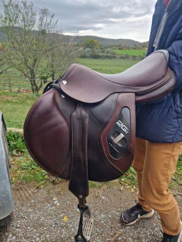 Sella da salto ostacoli CWD  17.5" - 2016